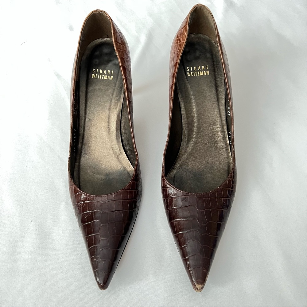 Size 10 Stuart Weitzman Tempo Brown Embossed Leather Pointed Toe Pumps Heels